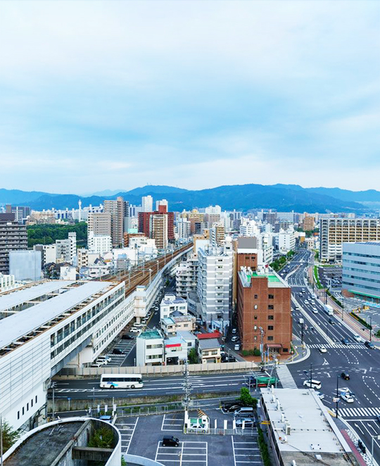 広島駅から徒歩約5分